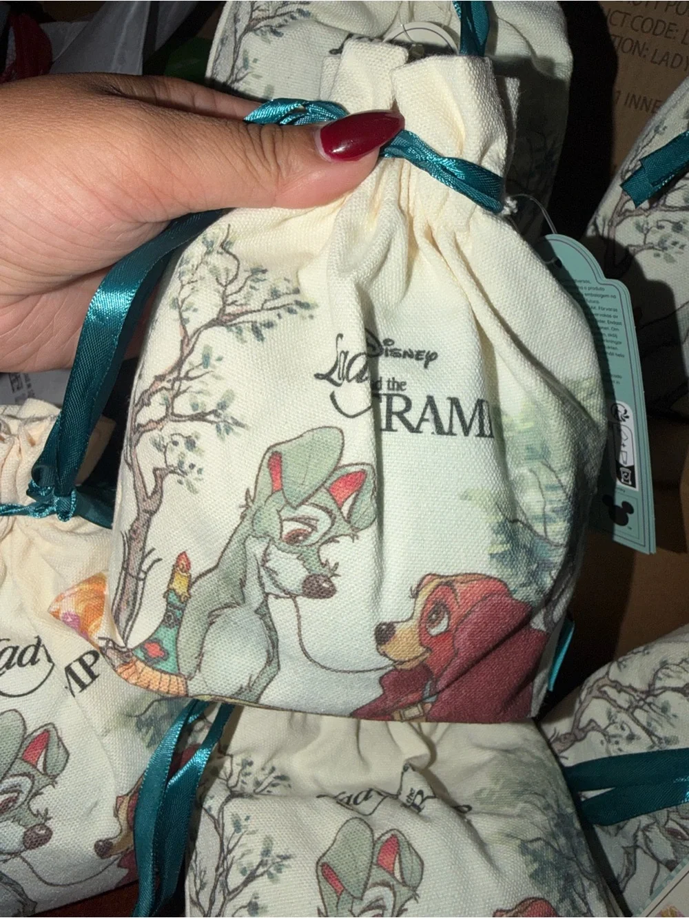 Disney Lady and the Tramp  Set - bath and body gift set Cream/Teal - MAD BEAUTY